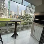 Apartamento Enorme Em Balneario Camboriu