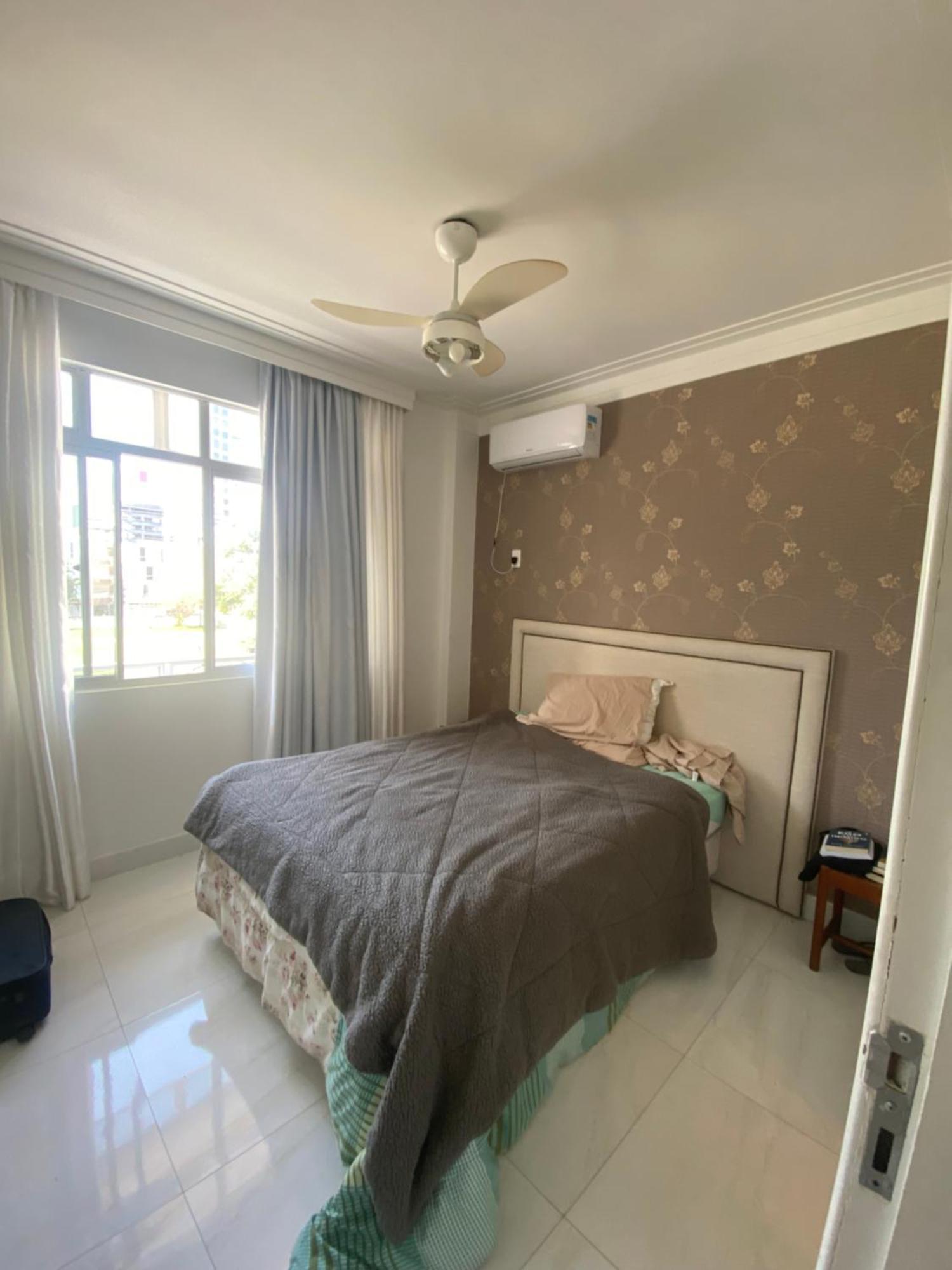 Apartamento Enorme Em